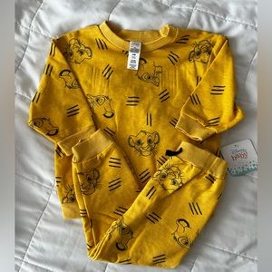 Disney baby the lion king yellow baby 24 months 2 piece set sweatshirt & jogger